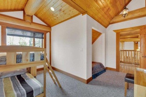 8 Oliver Avenue, Gull Lake, AB - Indoor Photo Showing Other Room