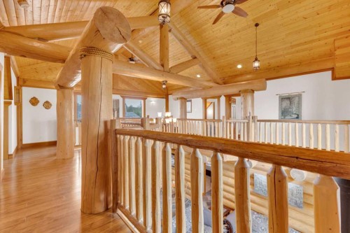 8 Oliver Avenue, Gull Lake, AB - Indoor Photo Showing Other Room