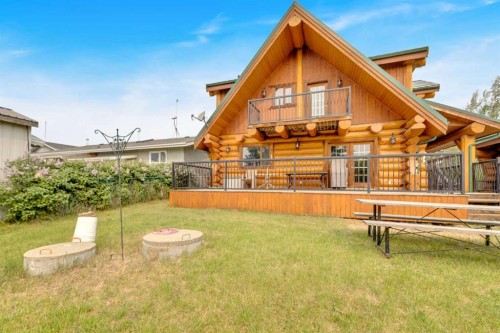 8 Oliver Avenue, Gull Lake, AB - Outdoor With Deck Patio Veranda