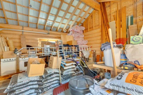 8 Oliver Avenue, Gull Lake, AB - Indoor Photo Showing Other Room