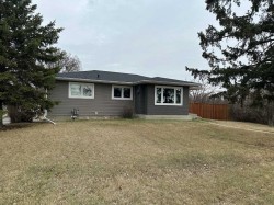 5002 57 Avenue Ponoka, AB T4J 1G5