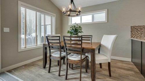 84 Isbister Close, Red Deer, AB - Indoor Photo Showing Dining Room