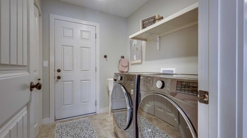 84 Isbister Close, Red Deer, AB - Indoor Photo Showing Laundry Room