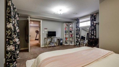 84 Isbister Close, Red Deer, AB - Indoor Photo Showing Bedroom