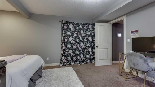 84 Isbister Close, Red Deer, AB - Indoor
