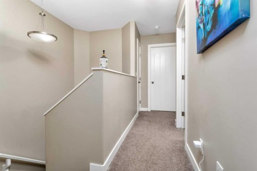 17 Crestview Boulevard, Sylvan Lake, AB - Indoor Photo Showing Other Room