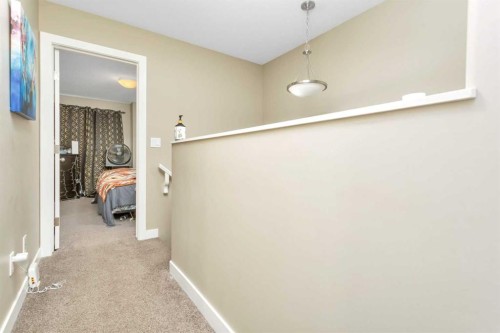 17 Crestview Boulevard, Sylvan Lake, AB - Indoor Photo Showing Other Room