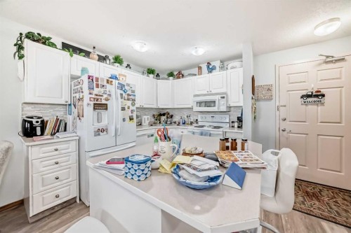 214-60 Jacobs Close, Red Deer, AB - Indoor