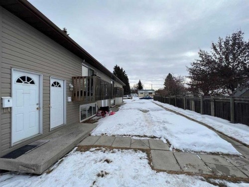 3832 47 Street, Red Deer, AB - Outdoor