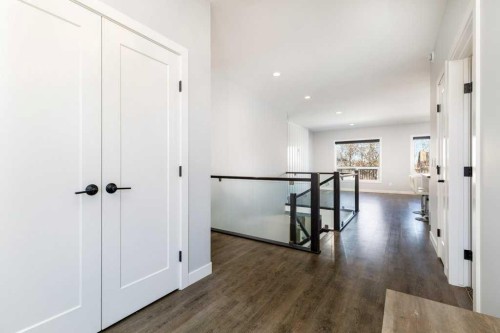 23 Cole Way, Sylvan Lake, AB - Indoor Photo Showing Other Room