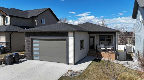 23 Cole Way, Sylvan Lake, AB - Outdoor