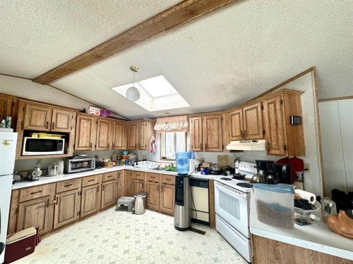 50124 Range Road 203, Rural Beaver County, AB - Indoor Photo Showing Kitchen