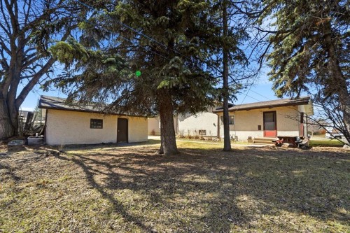 3301 41 Avenue, Red Deer, AB - Outdoor