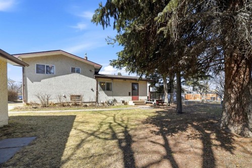 3301 41 Avenue, Red Deer, AB - Outdoor