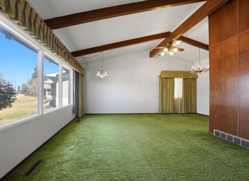 3301 41 Avenue, Red Deer, AB - Indoor Photo Showing Other Room