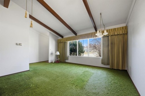 3301 41 Avenue, Red Deer, AB - Indoor Photo Showing Other Room