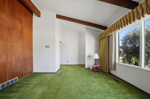 3301 41 Avenue, Red Deer, AB - Indoor Photo Showing Other Room