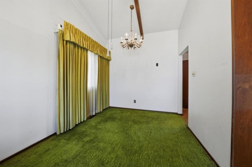 3301 41 Avenue, Red Deer, AB - Indoor Photo Showing Other Room