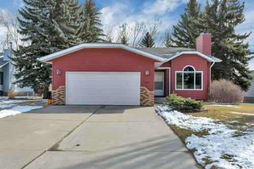 8 Petticoat Lane  Lacombe, AB T4L 1T6