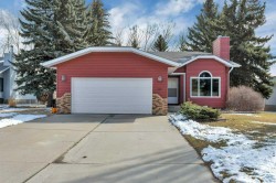 8 Petticoat Lane  Lacombe, AB T4L 1T6