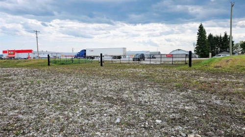 1200 Highway 584, Sundre, AB 