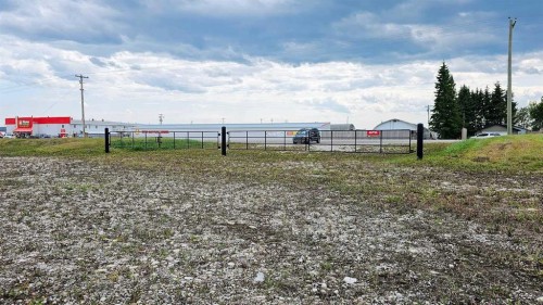 1200 Highway 584, Sundre, AB 