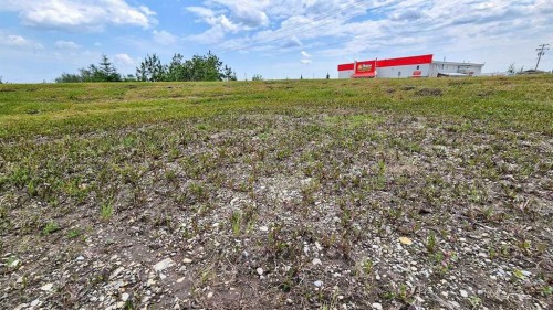 1200 Highway 584, Sundre, AB 