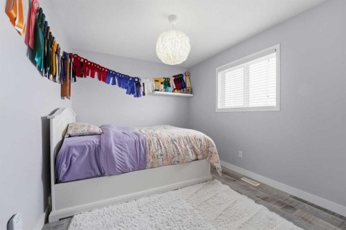 33 Jarvis Close, Red Deer, AB - Indoor Photo Showing Bedroom