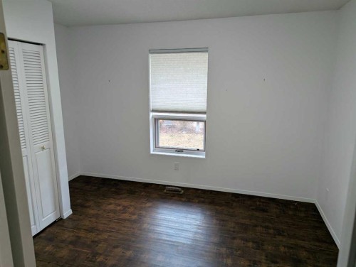 6210 53 Avenue, Camrose, AB - Indoor Photo Showing Other Room