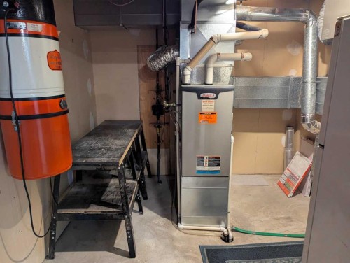 6210 53 Avenue, Camrose, AB - Indoor Photo Showing Basement