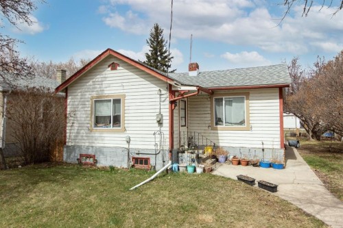 5118 37 Street  Red Deer, AB T4N 0V8