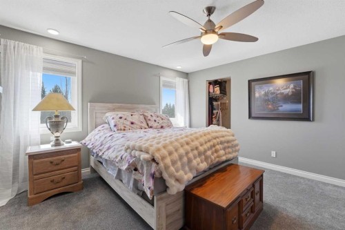 47 Thompson Crescent, Red Deer, AB - Indoor Photo Showing Bedroom