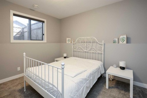 137 Coachman Way, Blackfalds, AB - Indoor Photo Showing Bedroom