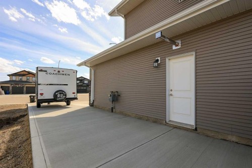 137 Coachman Way, Blackfalds, AB - Outdoor With Exterior