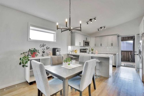 244 Thomlison Avenue, Red Deer, AB - Indoor Photo Showing Dining Room