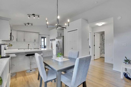 244 Thomlison Avenue, Red Deer, AB - Indoor Photo Showing Dining Room