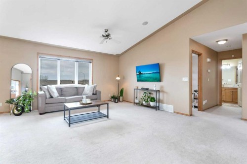 74 Fulmar Close, Sylvan Lake, AB - Indoor