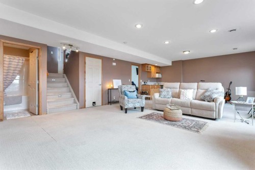 74 Fulmar Close, Sylvan Lake, AB - Indoor