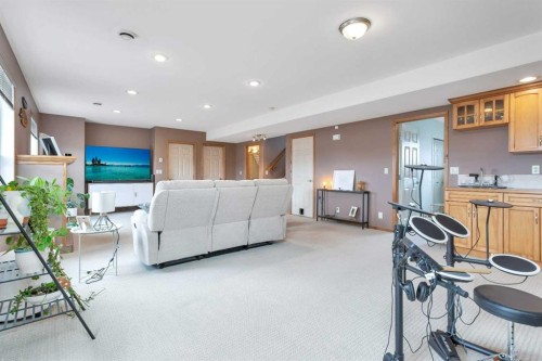 74 Fulmar Close, Sylvan Lake, AB - Indoor