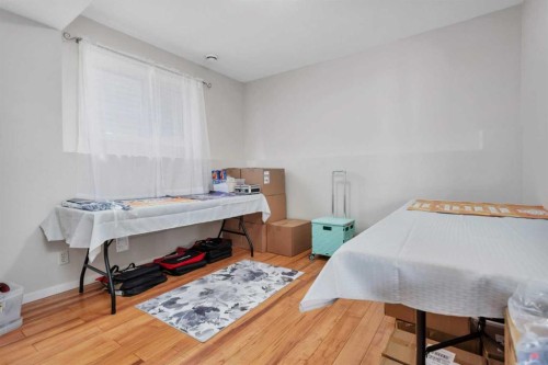 74 Fulmar Close, Sylvan Lake, AB - Indoor Photo Showing Bedroom