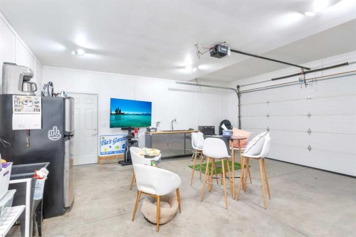 74 Fulmar Close, Sylvan Lake, AB - Indoor Photo Showing Garage