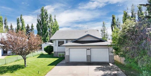 5823 60 Avenue  Rocky Mountain House, AB T4T 1K2