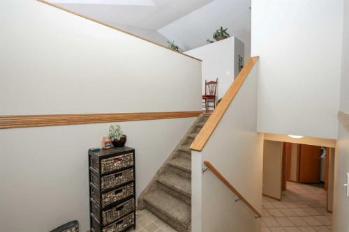 77 Duval Crescent, Red Deer, AB - Indoor Photo Showing Other Room