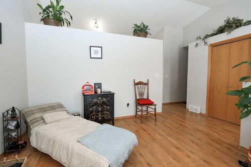 77 Duval Crescent, Red Deer, AB - Indoor Photo Showing Bedroom