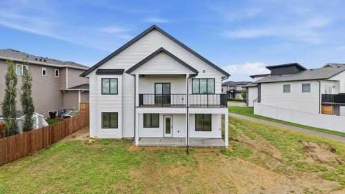 37 Maclean Close, Blackfalds, AB - Outdoor