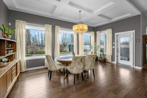 105 Connaught Crescent, Red Deer, AB - Indoor Photo Showing Dining Room