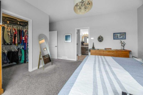 105 Connaught Crescent, Red Deer, AB - Indoor Photo Showing Bedroom