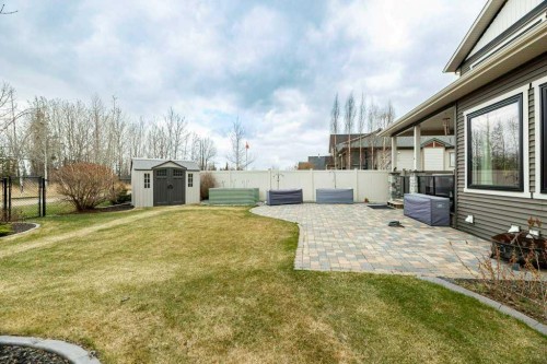 105 Connaught Crescent, Red Deer, AB - Outdoor
