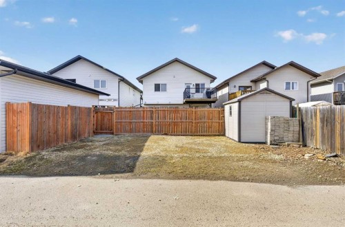 38 Regatta Way, Sylvan Lake, AB - Outdoor