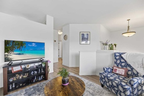 38 Regatta Way, Sylvan Lake, AB - Indoor